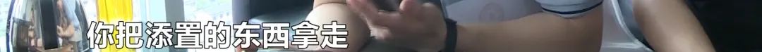 DƬ